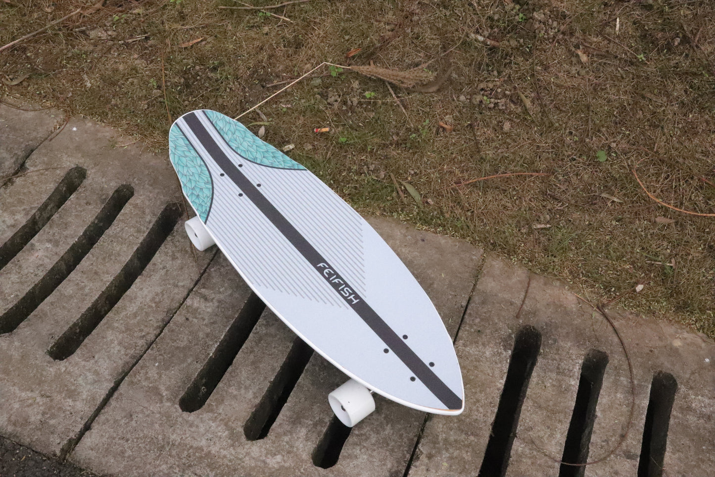 Feifish surf skateboard